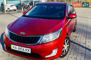 Седан Kia Rio 2013 в Киеве