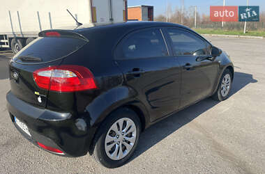 Хетчбек Kia Rio 2012 в Коломиї