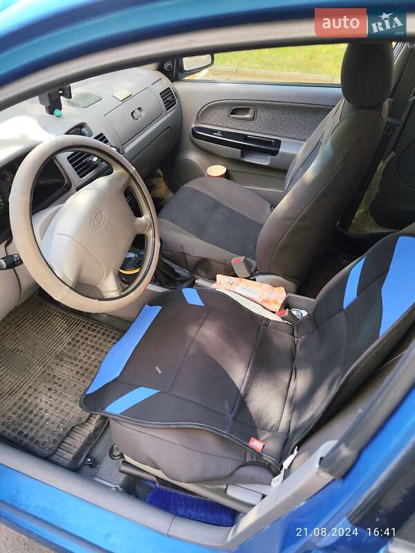 Универсал Kia Rio 2004 в Львове фото 5 Универсал Kia Rio 2004 в Львове