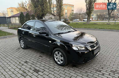 Седан Kia Rio 2011 в Каменец-Подольском