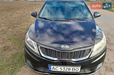 Седан Kia Rio 2013 в Луцке