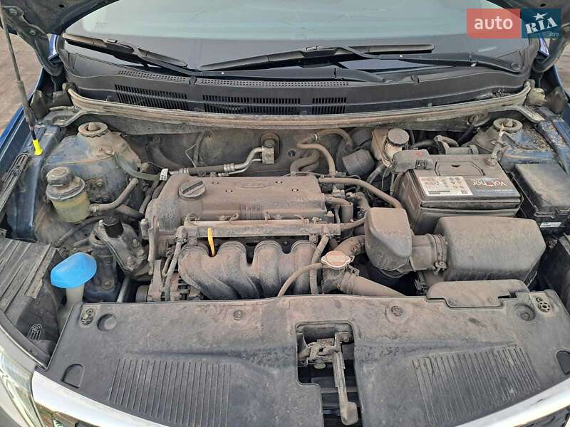 Седан Kia Rio 2013 в Харькове
