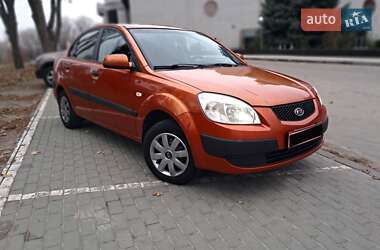 Седан Kia Rio 2007 в Запоріжжі