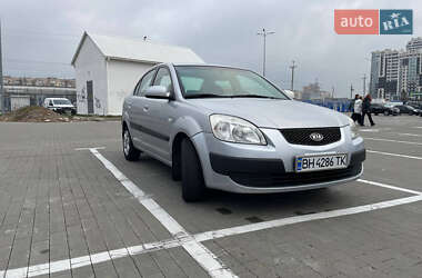 Седан Kia Rio 2007 в Одессе