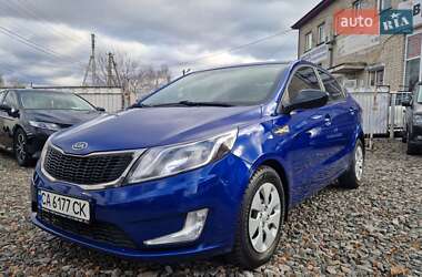 Седан Kia Rio 2012 в Смілі