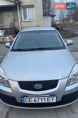 Седан Kia Rio 2008 в Черновцах