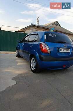 Хетчбек Kia Rio 2007 в Дніпрі