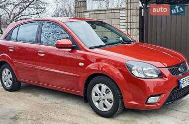 Хетчбек Kia Rio 2011 в Кам'янському