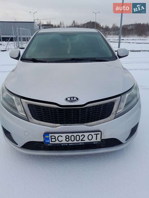 Седан Kia Rio 2012 в Львове