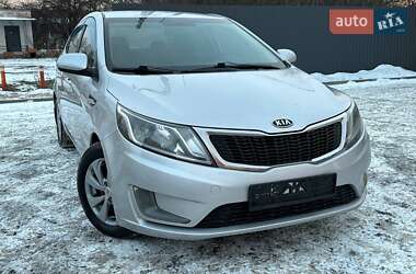 Седан Kia Rio 2012 в Харкові