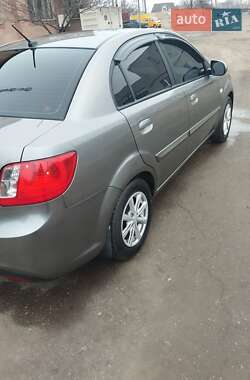 Седан Kia Rio 2011 в Харкові