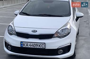 Седан Kia Rio 2016 в Киеве