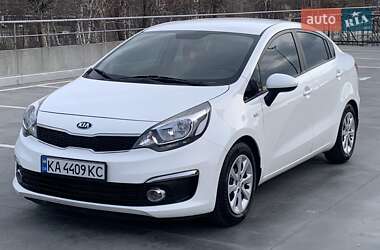 Седан Kia Rio 2016 в Киеве