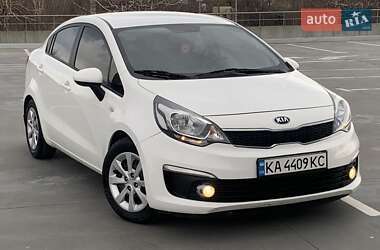 Седан Kia Rio 2016 в Киеве