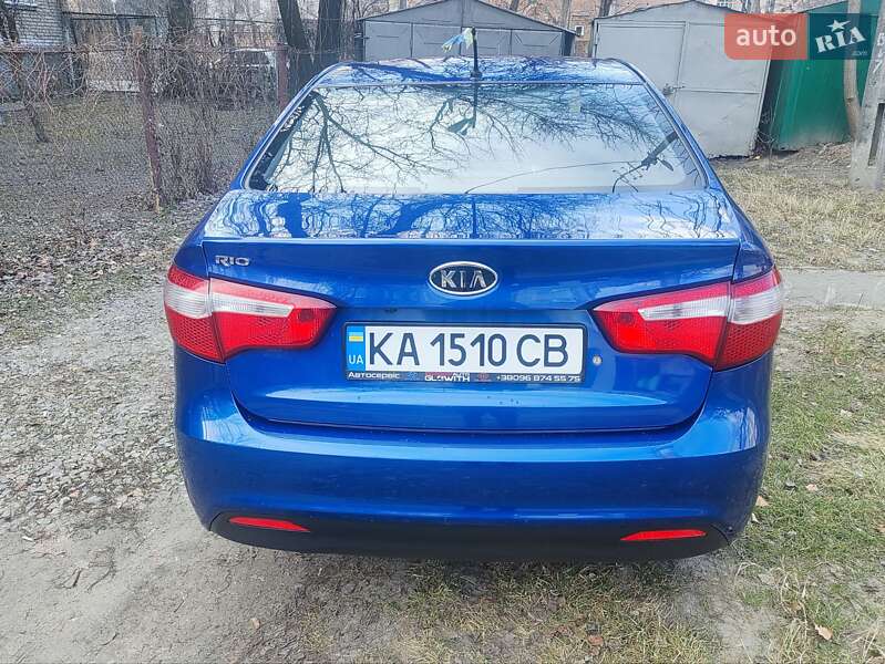 Седан Kia Rio 2011 в Києві