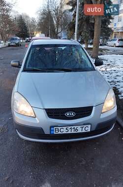 Хэтчбек Kia Rio 2007 в Львове