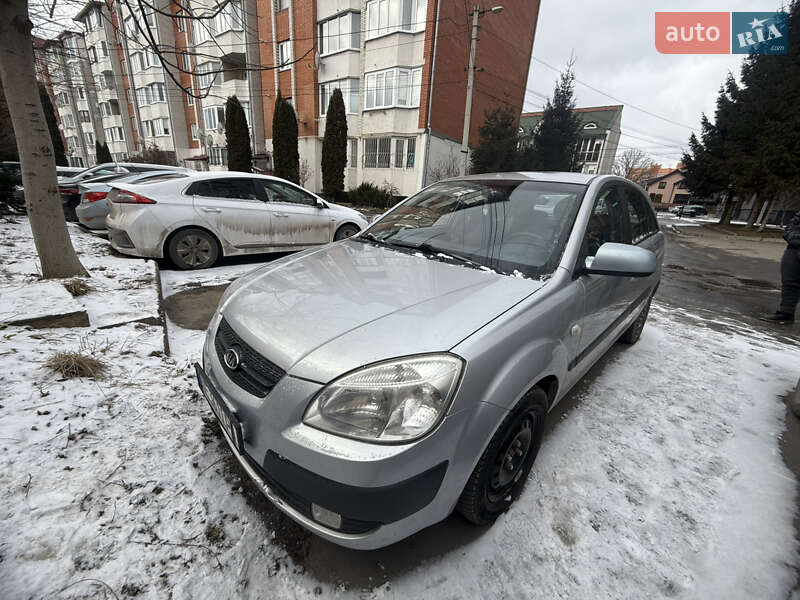 Хетчбек Kia Rio 2008 в Тернополі фото 2 Хетчбек Kia Rio 2008 в Тернополі