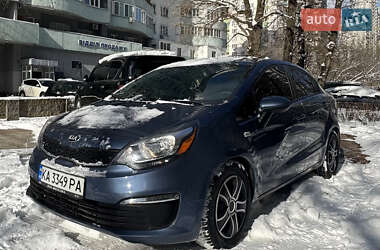 Седан Kia Rio 2015 в Киеве