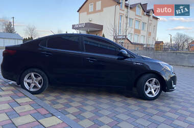 Седан Kia Rio 2012 в Гайсине