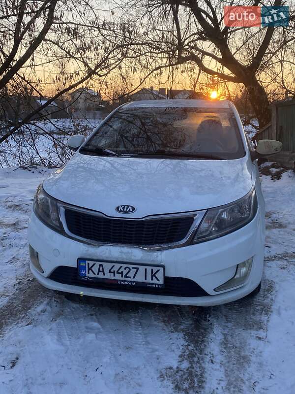 Седан Kia Rio 2013 в Києві