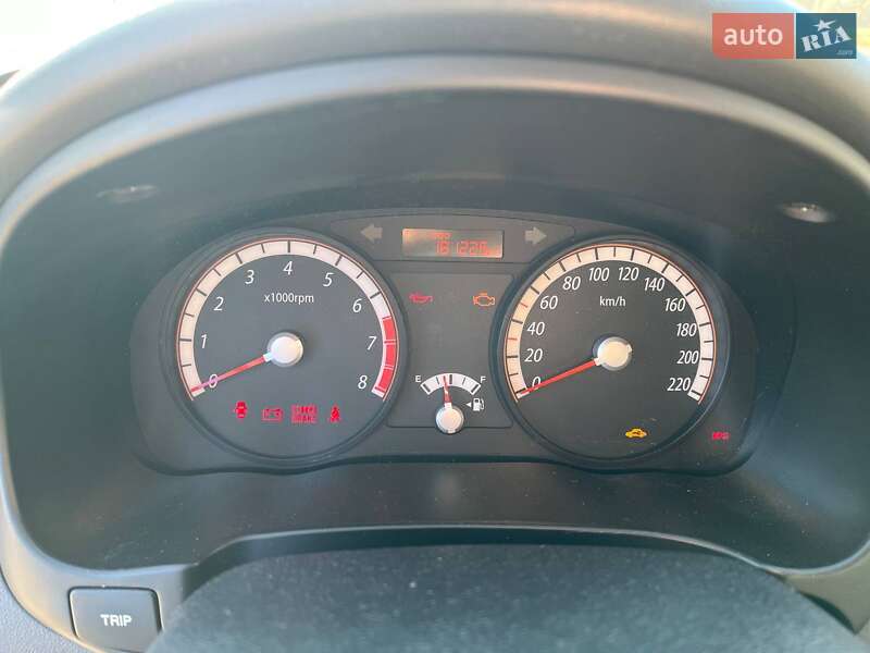 Хэтчбек Kia Rio 2011 в Львове