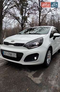 Хэтчбек Kia Rio 2011 в Харькове