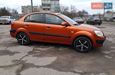 Седан Kia Rio 2007 в Запоріжжі