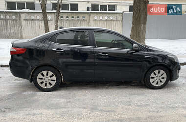 Седан Kia Rio 2013 в Львове