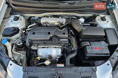 Седан Kia Rio 2010 в Черкасах