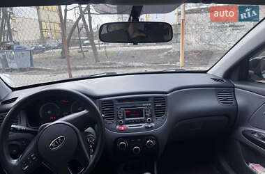 Седан Kia Rio 2011 в Днепре