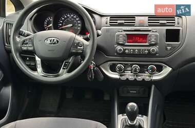 Седан Kia Rio 2013 в Києві