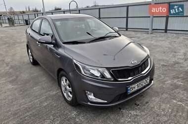 Седан Kia Rio 2013 в 