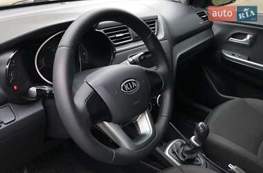 Седан Kia Rio 2011 в 