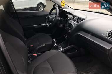 Седан Kia Rio 2011 в 