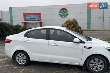 Седан Kia Rio 2012 в 