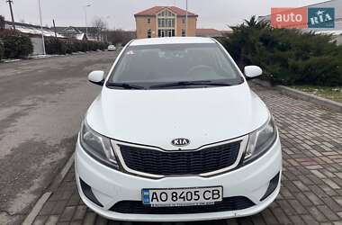 Седан Kia Rio 2012 в 