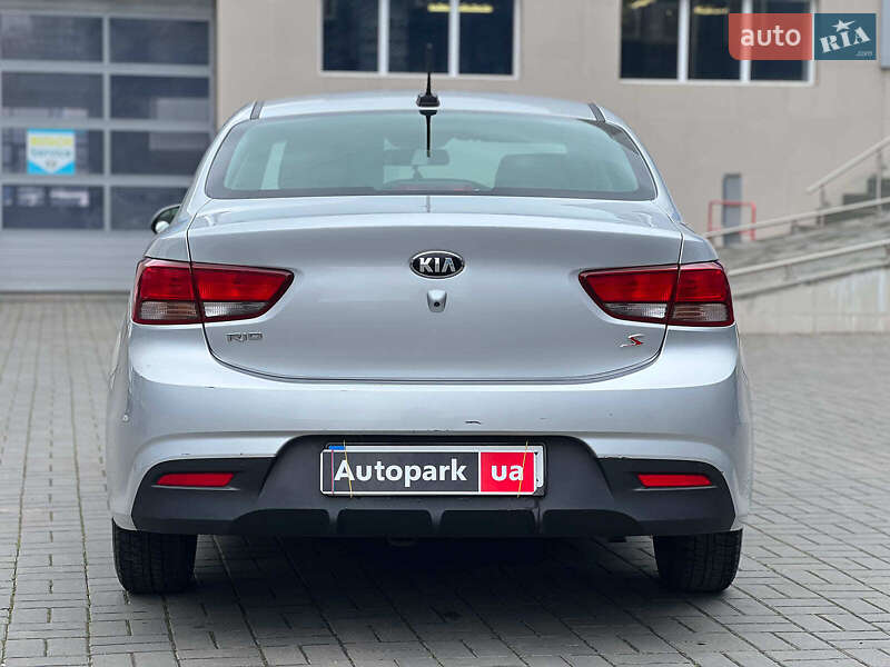 Седан Kia Rio 2018 в Одесі