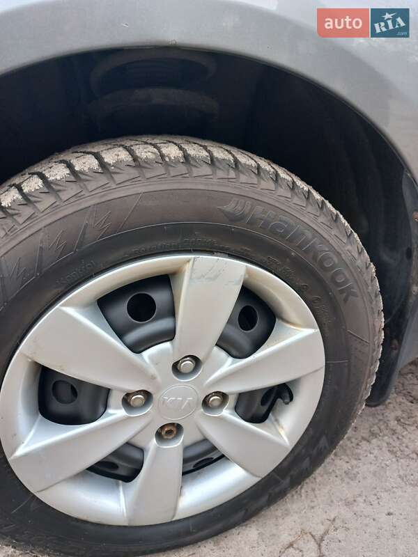 Седан Kia Rio 2011 в Харкові