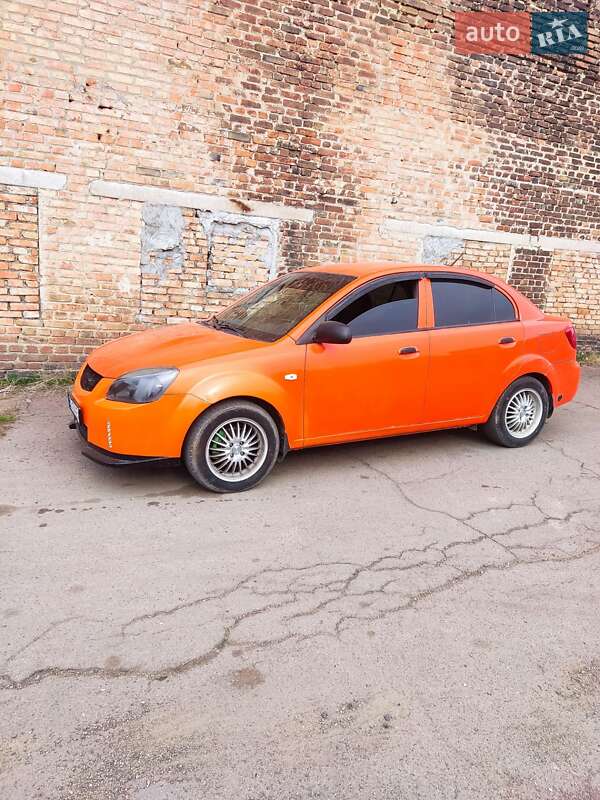Kia Rio 2006