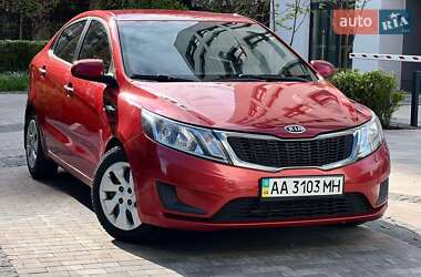 Седан Kia Rio 2012 в 