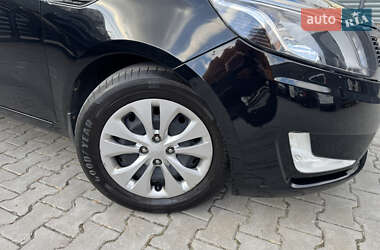 Седан Kia Rio 2012 в 