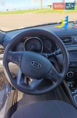 Седан Kia Rio 2012 в 