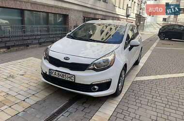 Седан Kia Rio 2017 в 