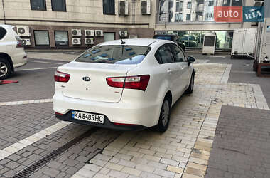 Седан Kia Rio 2017 в 