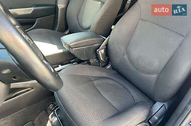Седан Kia Rio 2013 в 