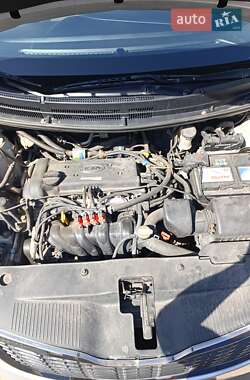 Седан Kia Rio 2012 в 