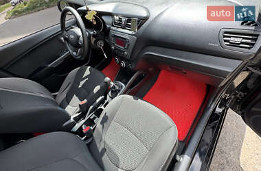 Седан Kia Rio 2013 в 