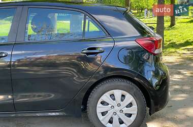 Хетчбек Kia Rio 2018 в 