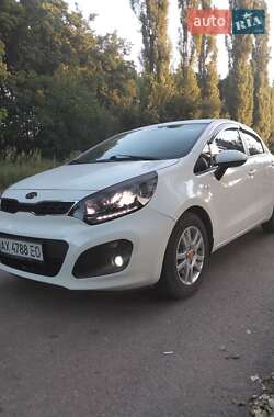 Хетчбек Kia Rio 2011 в 