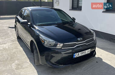 Седан Kia Rio 2017 в 